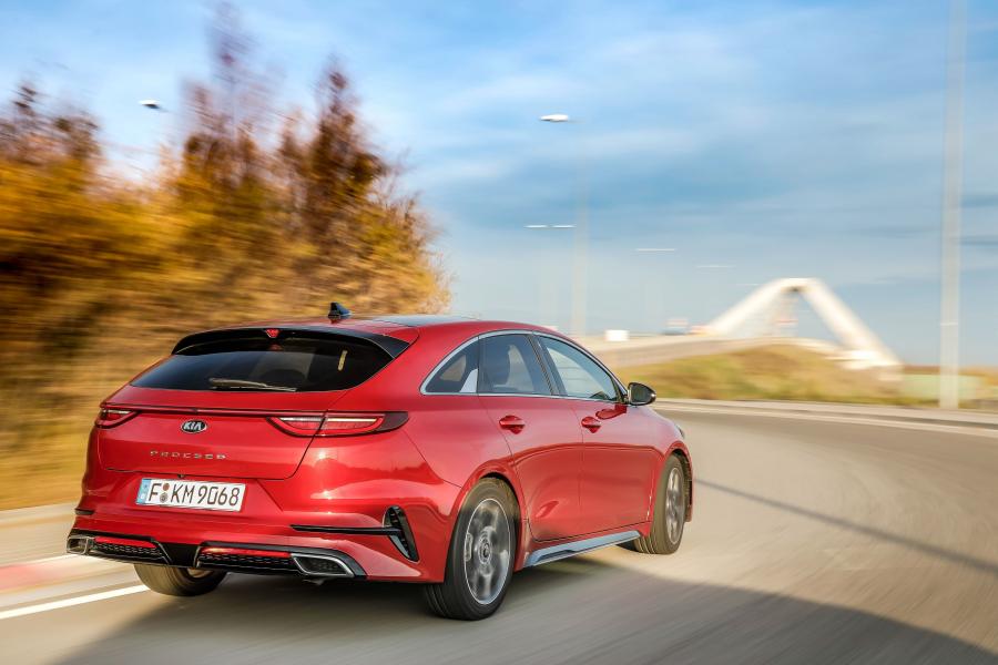  Kia ProCeed GT Line 2019 года  (WW) (фото 30 из 40)